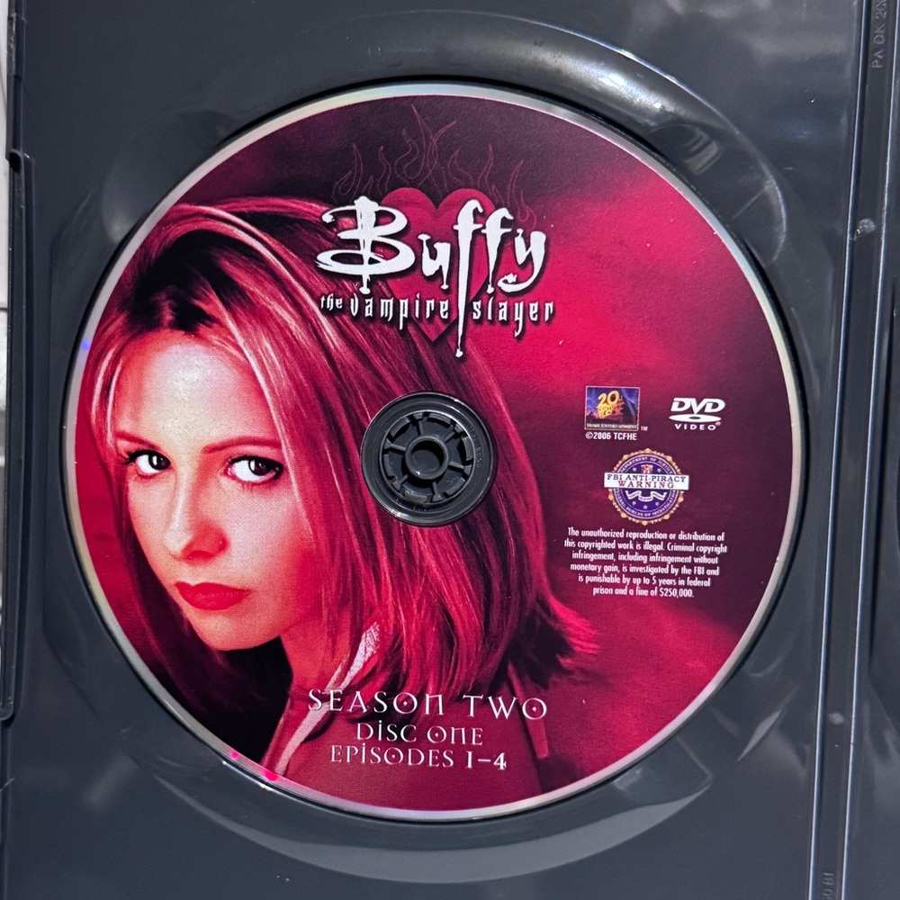 🩸✨ Buffy the Vampire Slayer – Season Two (DVD) High School Drama Meets Demons - Picture 8 of 16